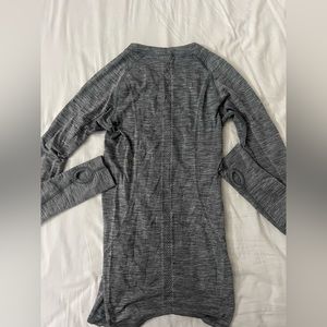 Gray Lululemon Swiftly Tech long sleeve